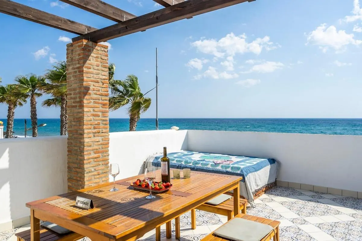 Beach Front Apartment Torrox 0*,