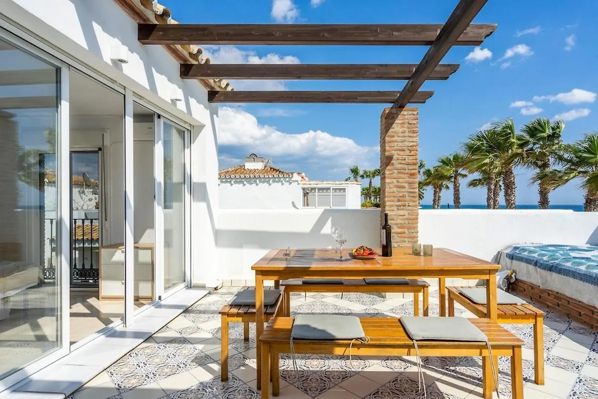 Beach Front Apartment Torrox